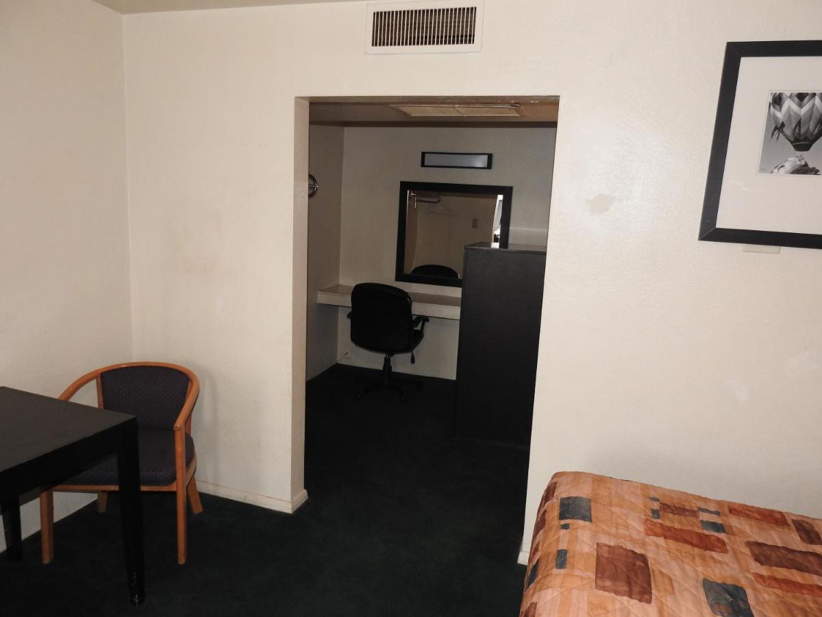 Downtown Inn Албукерке Екстериор снимка